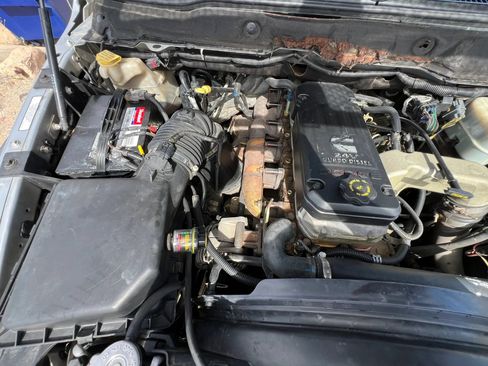 Used 2005 Dodge Ram 2500 Truck SLT AWD/4WD image 13