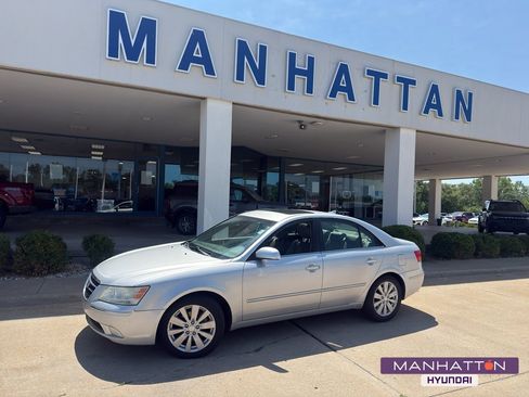 Used 2009 Hyundai Sonata Limited FWD image 1
