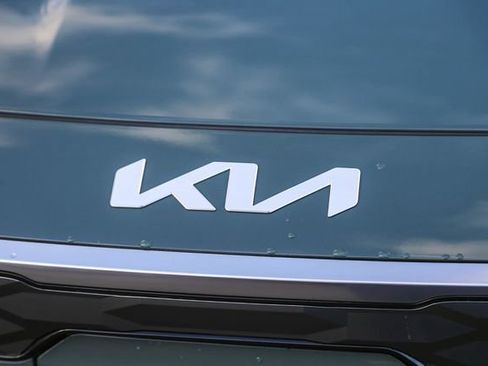 New 2026 Kia Niro Wind image 14