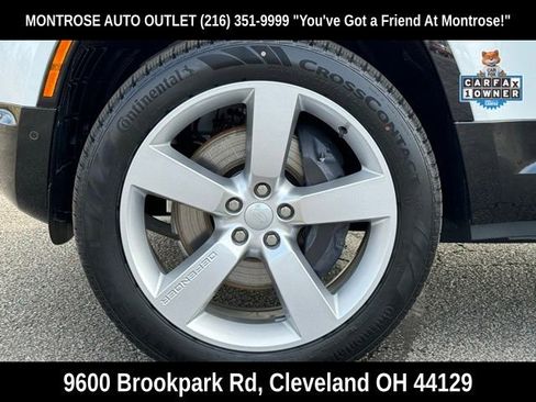 Used 2024 Land Rover Defender 130 X-Dynamic SE image 41