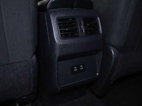 Used 2024 Nissan Rogue SV image 15