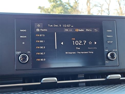 Certified 2023 Kia Carnival LX image 20