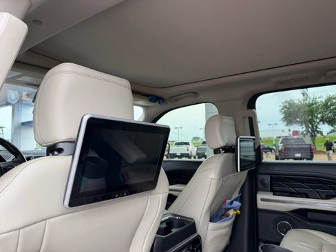 Used 2020 Ford Expedition Max Platinum RWD image 7
