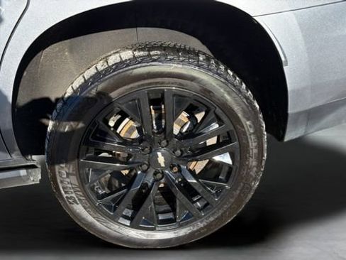 Used 2021 Chevrolet Tahoe High Country w/ Premium Package AWD/4WD image 36