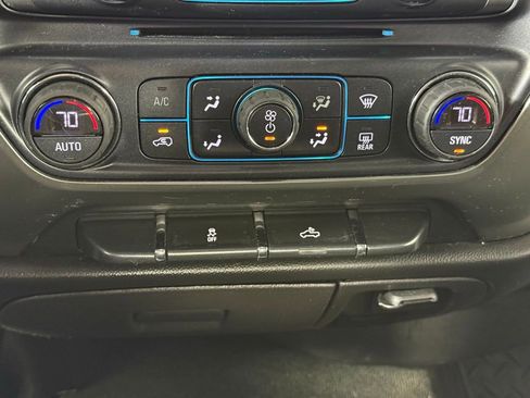 Used 2018 Chevrolet Silverado 1500 LT w/ All Star Edition image 16