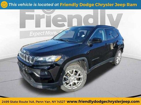 Used 2022 Jeep Compass Latitude w/ Sun and Sound Group image 1