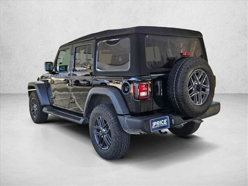 Used 2024 Jeep Wrangler Unlimited Sport AWD/4WD image 7