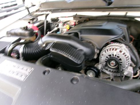 Used 2007 Chevrolet Silverado 1500 LTZ w/ Safety Package image 16