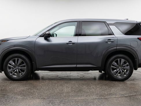 Used 2025 Nissan Pathfinder SV image 5