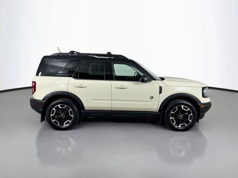 Used 2024 Ford Bronco Sport Outer Banks w/ Tech Package AWD/4WD image 10