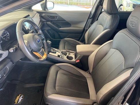 Used 2025 Subaru Crosstrek 2.5i Wilderness AWD/4WD image 4