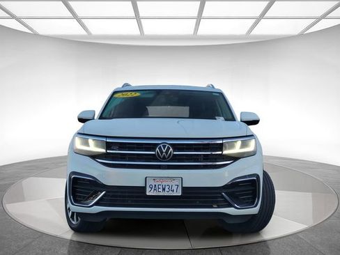 Used 2022 Volkswagen Atlas SEL Premium image 2