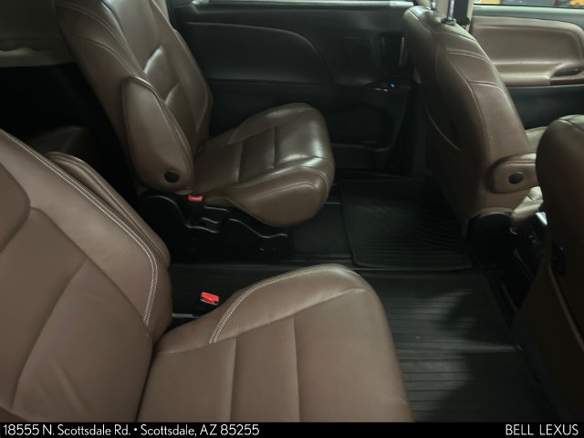 Used 2019 Toyota Sienna Limited Premium w/ Carpet Mat Package AWD/4WD image 14