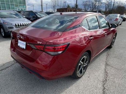Used 2024 Nissan Sentra SV image 9