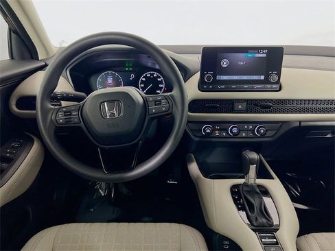 Certified 2025 Honda HR-V LX image 19
