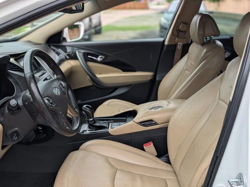 Used 2013 Hyundai Azera w/ Technology Pkg FWD image 11