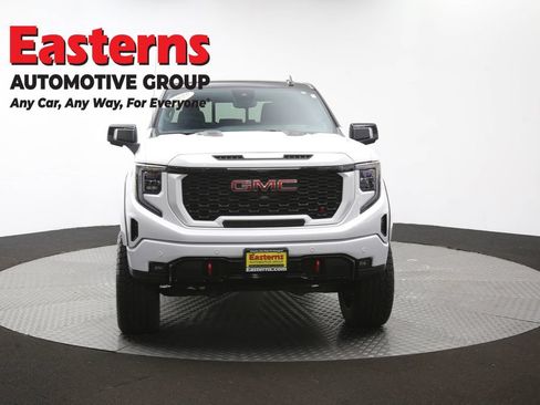 Used 2024 GMC Sierra 1500 AT4 w/ Technology Package AWD/4WD image 56