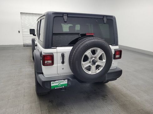Used 2019 Jeep Wrangler Unlimited Sport S image 6
