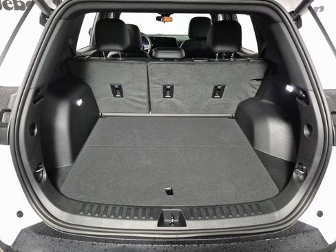 New 2026 Chevrolet Equinox LT w/ Convenience Package II image 9