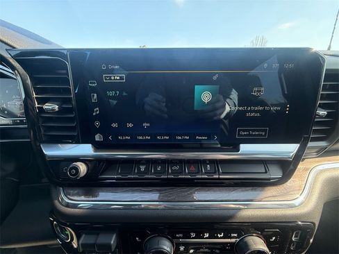 Used 2024 Chevrolet Silverado 2500 LTZ image 9