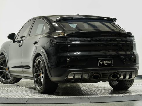 Used 2024 Porsche Cayenne Turbo GT AWD/4WD image 34