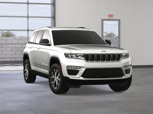 New 2025 Jeep Grand Cherokee Limited image 8