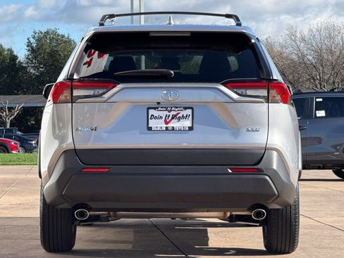 New 2025 Toyota RAV4 XLE image 5