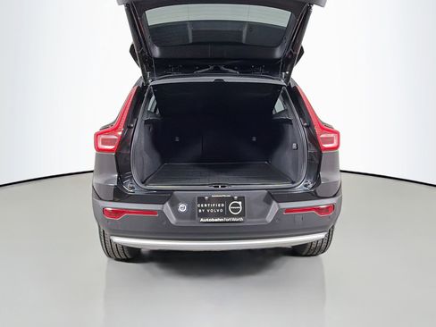 Certified 2023 Volvo XC40 B5 Plus w/ Driver Assist Package image 26
