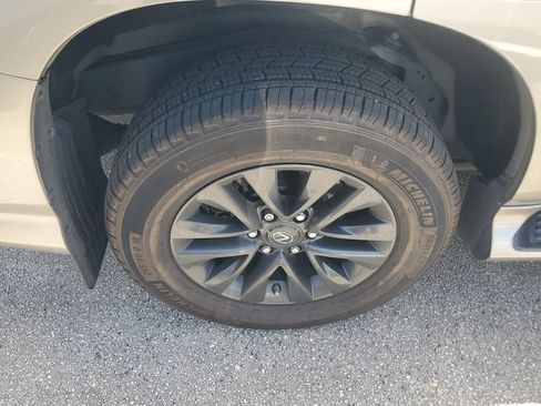 Used 2020 Lexus GX 460 Premium AWD/4WD image 10