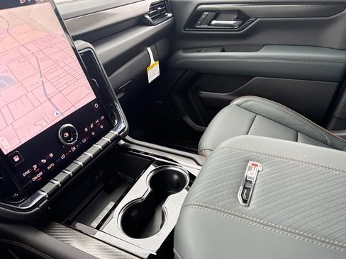 New 2026 GMC Yukon AT4 w/ AT4 Premium Plus Package AWD/4WD image 26
