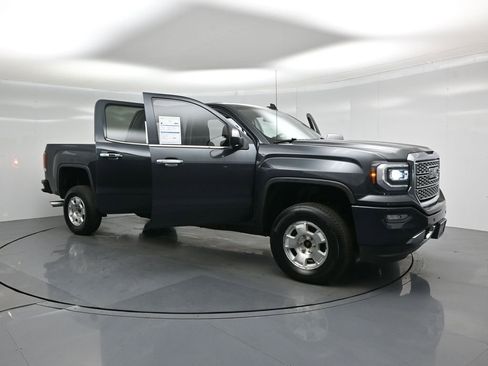 Used 2018 GMC Sierra 1500 Denali image 30