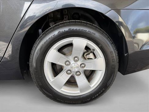 Used 2015 Chevrolet Malibu LS FWD image 21