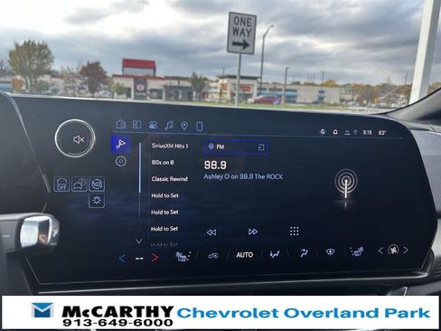 New 2026 Chevrolet Equinox EV LT w/ Comfort Package image 13