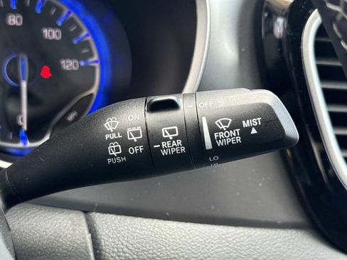 New 2026 Chrysler Pacifica Select image 33