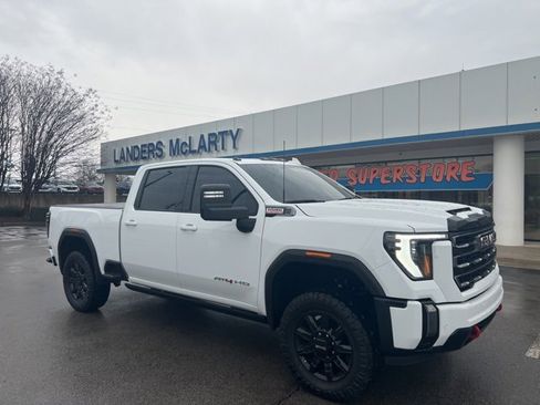 Used 2024 GMC Sierra 2500 AT4 w/ AT4 Premium Plus Package image 1