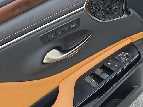 New 2025 Lexus ES 350 Ultra Luxury image 17