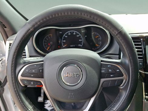 Certified 2020 Jeep Grand Cherokee Altitude AWD/4WD image 21
