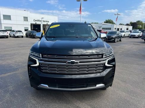 Used 2023 Chevrolet Tahoe Premier w/ Advanced Technology Package AWD/4WD image 2