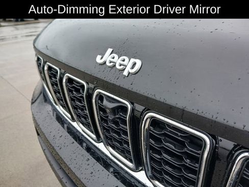 New 2025 Jeep Grand Cherokee L Limited w/ Luxury Tech Group II image 33