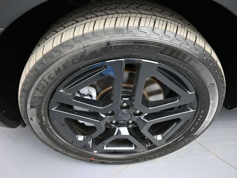 New 2025 Kia Telluride SX Prestige X-Line AWD/4WD image 14