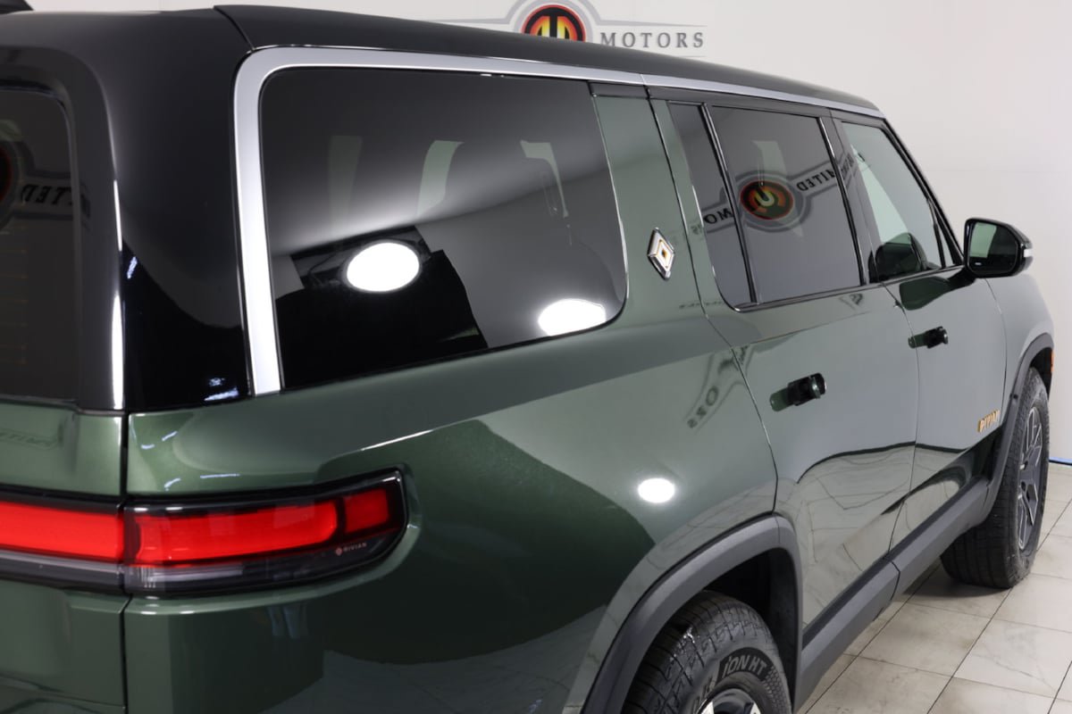 Used 2022 Rivian R1S Launch Edition Quad AWD/4WD image 39