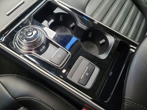 Used 2019 Ford Edge SEL w/ Equipment Group 201A FWD image 26