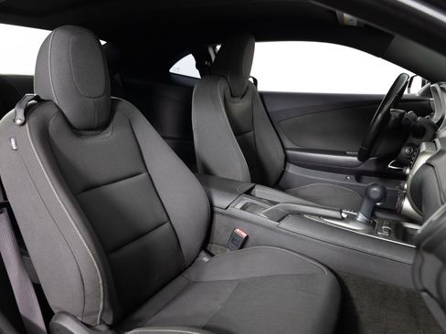 Used 2014 Chevrolet Camaro LT image 25