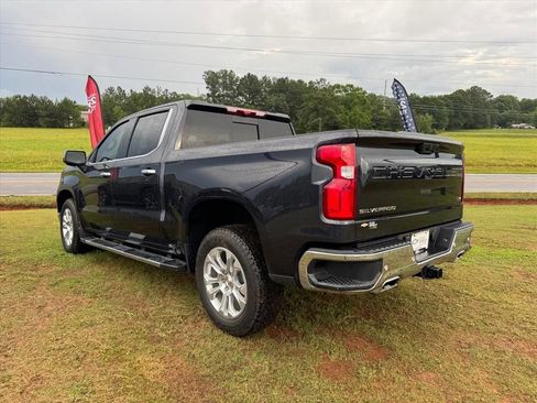 Used 2024 Chevrolet Silverado 1500 LTZ AWD/4WD image 8