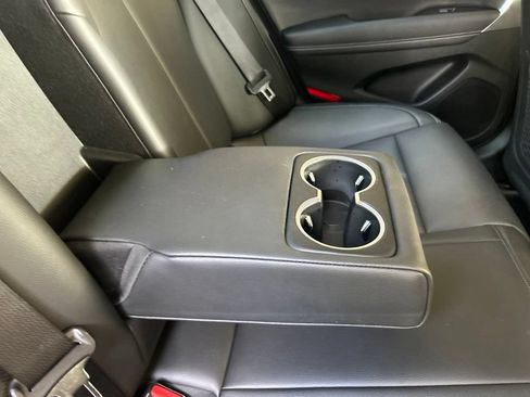 Used 2026 Genesis G70 2.5T RWD image 32