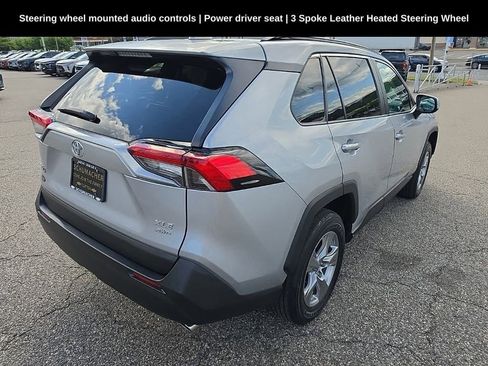 Used 2022 Toyota RAV4 XLE w/ Convenience Package AWD/4WD image 3