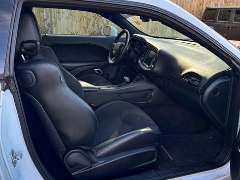 Used 2017 Dodge Challenger T/A image 30