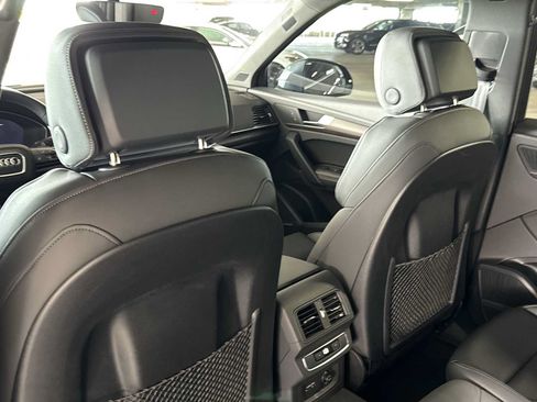 Used 2022 Audi Q5 2.0T Premium Plus w/ Premium Plus Package AWD/4WD image 23