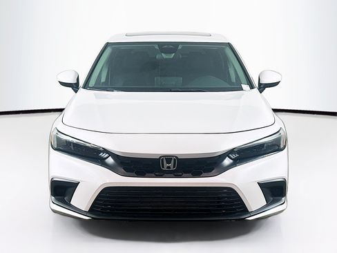 Used 2024 Honda Civic EX-L image 2
