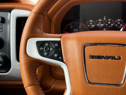 Used 2016 GMC Sierra 2500 Denali w/ Duramax Plus Package image 17